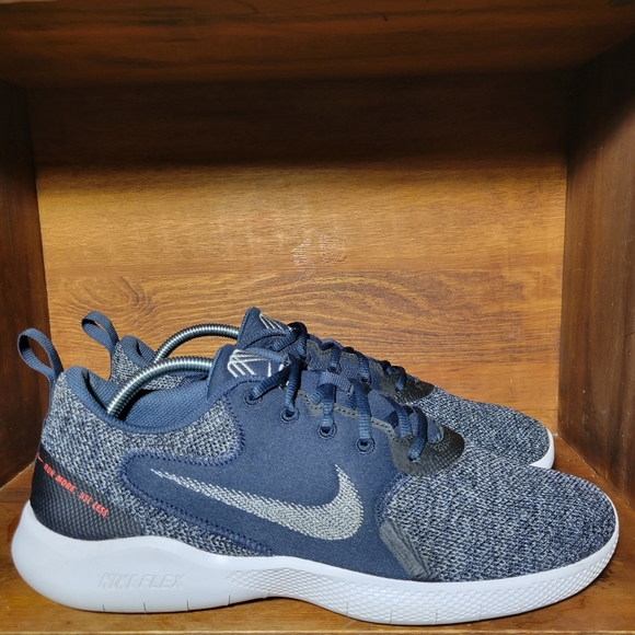 Nike Other - Nike Flex Experience Run Athletic Sneaker 10.5